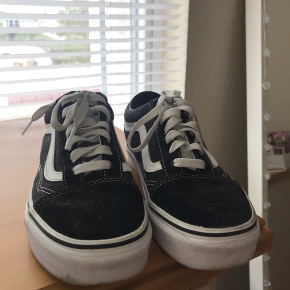 Vans - Picture 2 of 3